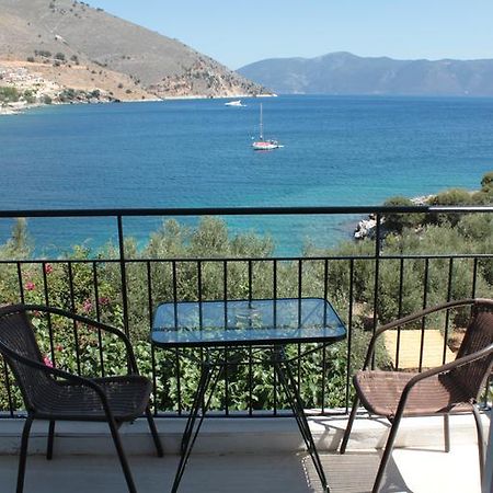 Ballas Apartments Agia Efimia Екстериор снимка