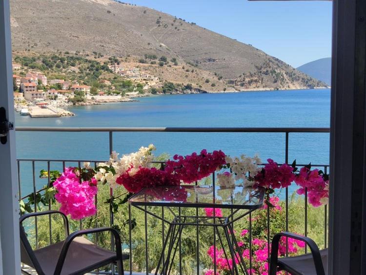 Ballas Apartments Agia Efimia Екстериор снимка