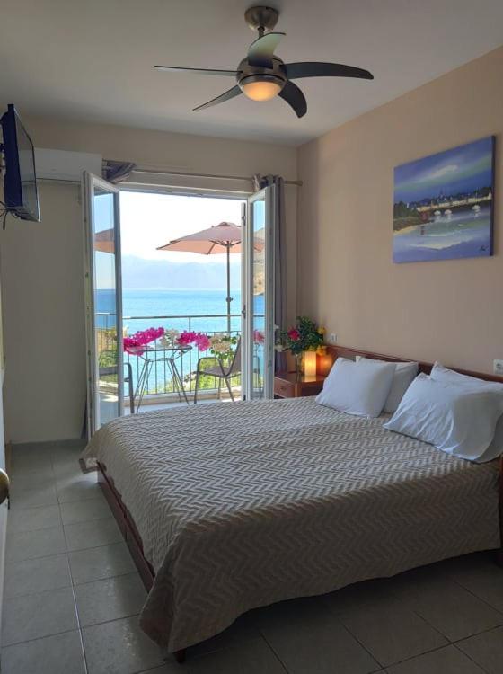 Ballas Apartments Agia Efimia Екстериор снимка