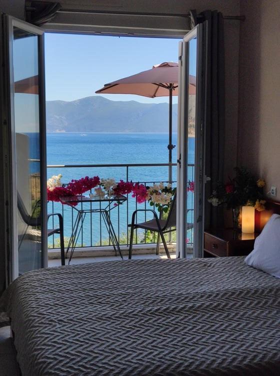 Ballas Apartments Agia Efimia Екстериор снимка