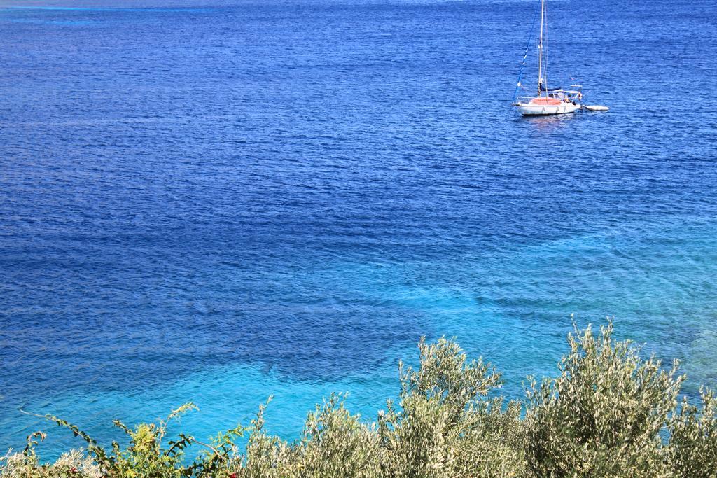 Ballas Apartments Agia Efimia Екстериор снимка