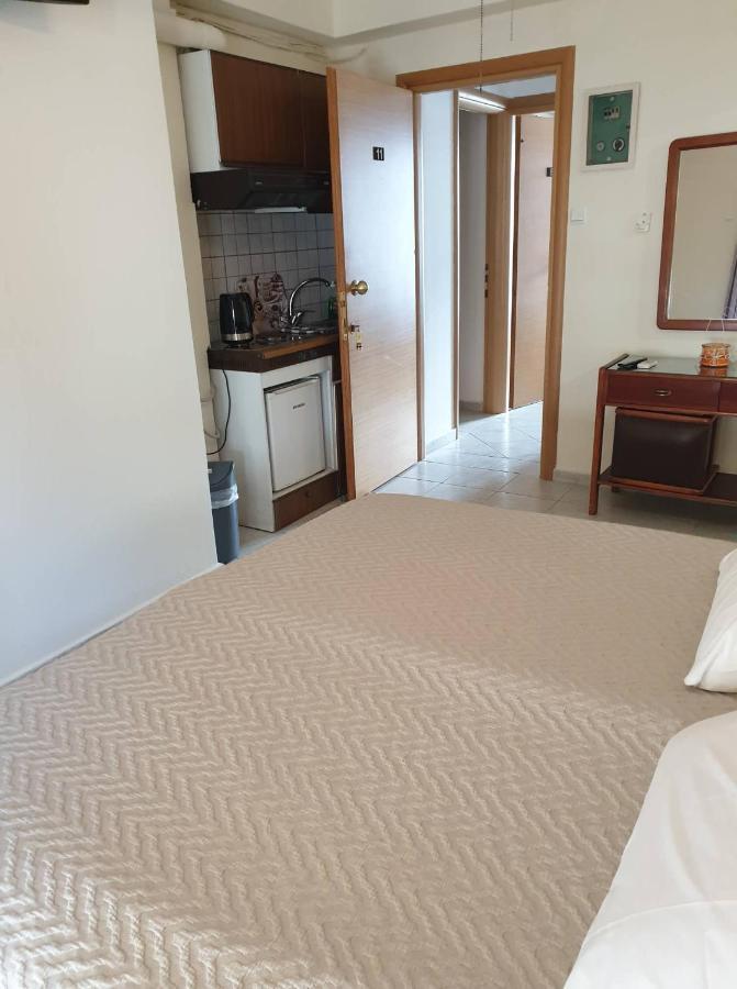 Ballas Apartments Agia Efimia Екстериор снимка