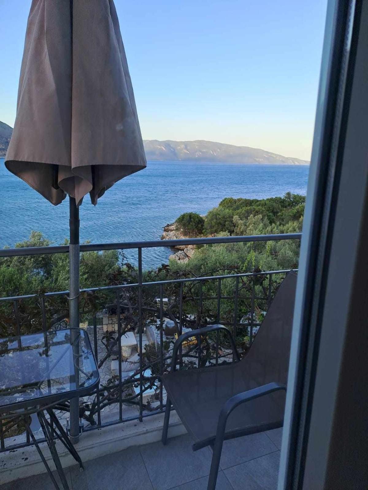 Ballas Apartments Agia Efimia Екстериор снимка